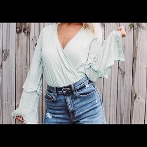 Mint bodysuit. Size M.